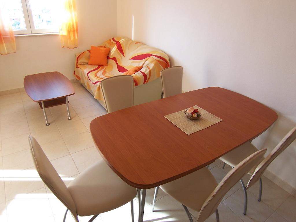 סופטאר Apartments Croatia Brac מראה חיצוני תמונה